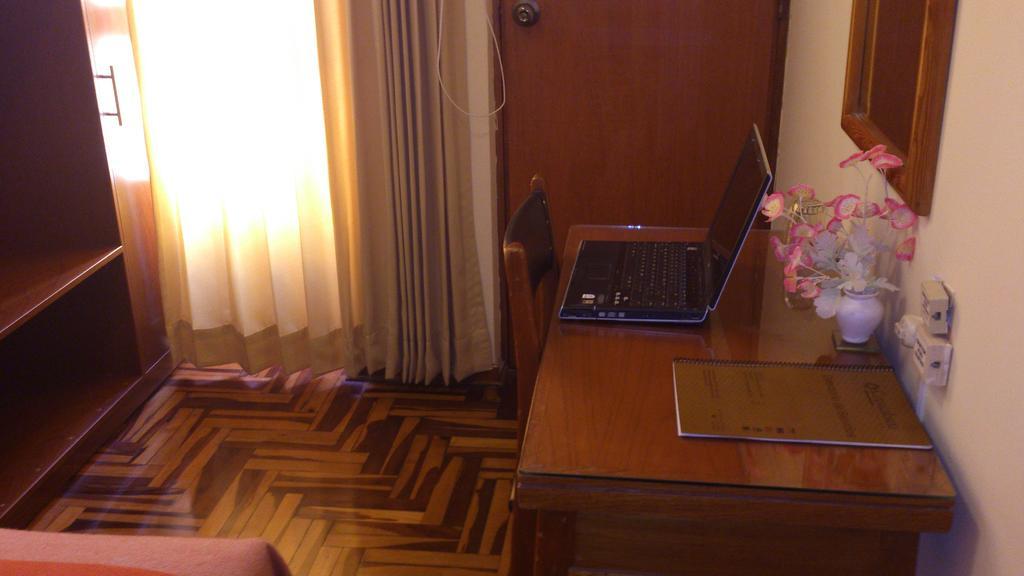 Copacabana Hotel Tacna Eksteriør bilde