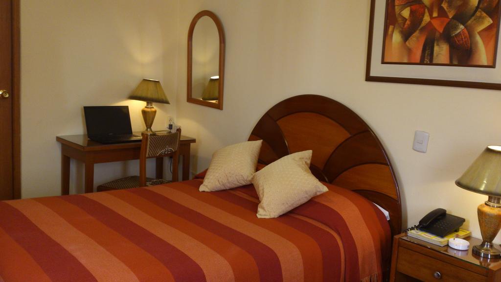 Copacabana Hotel Tacna Eksteriør bilde