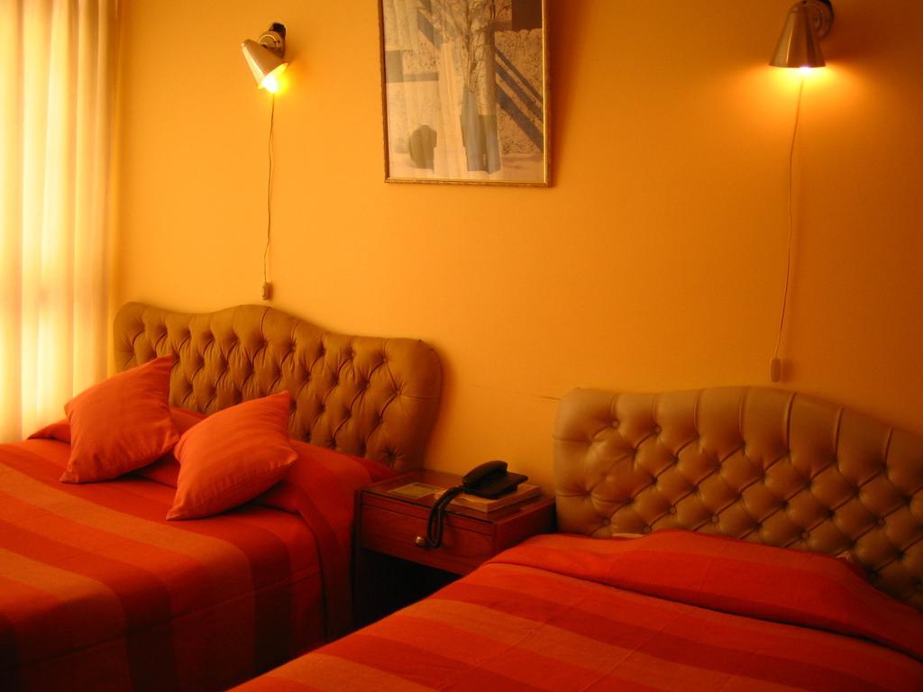 Copacabana Hotel Tacna Eksteriør bilde