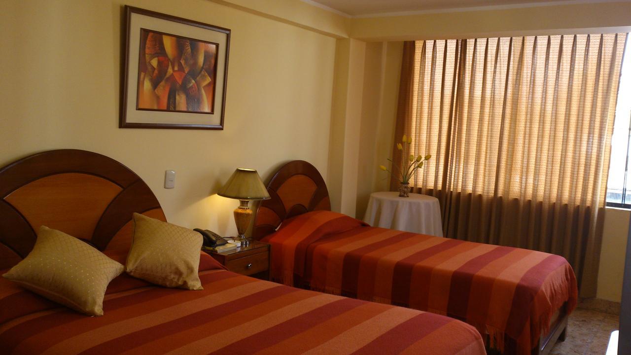 Copacabana Hotel Tacna Eksteriør bilde