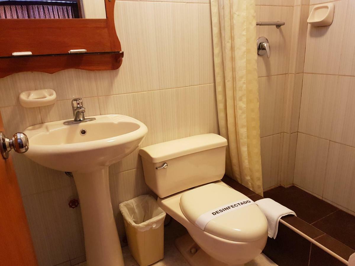 Copacabana Hotel Tacna Eksteriør bilde